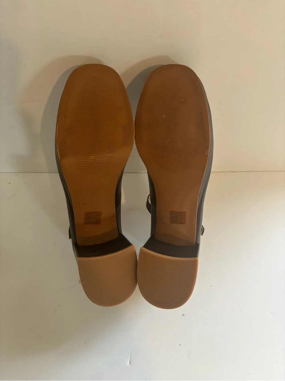 Intentionally Blank Taft Platform Mary Jane in Black